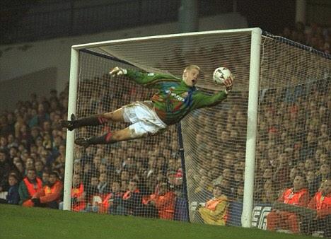 QualityTransfer's tweet image. After signing from Brondby for only £500,000 Peter Schmeichel became a legend for Manchester United! RT if you agree!