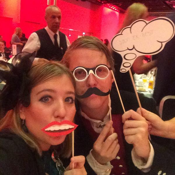 EllinorSSU's tweet photo. Han här @AsmundAukrust är min #LMdate för kvällen! Bästa sällskapet! Bästa landsmötefesten! http://t.co/8wgACC702T