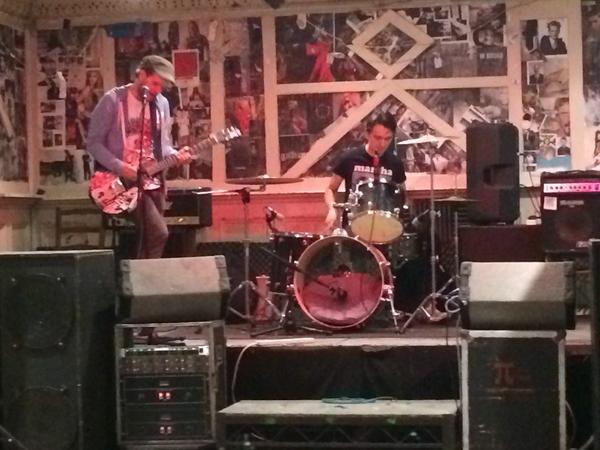 Fulhäst tweet media