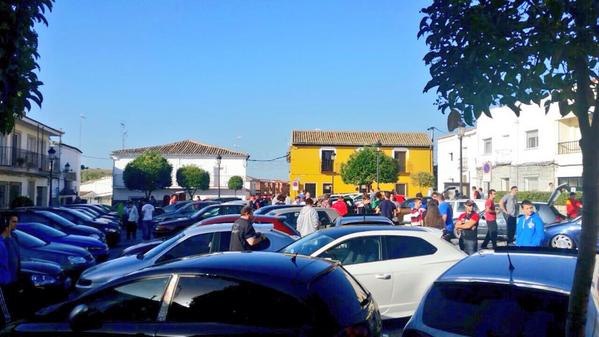 Un placer y gracias a la organización por la invitación al evento! <a href="/Fuelstickers/">Fuelstickers</a> y nuestro compañero <a href="/jacuvico/">javi</a>