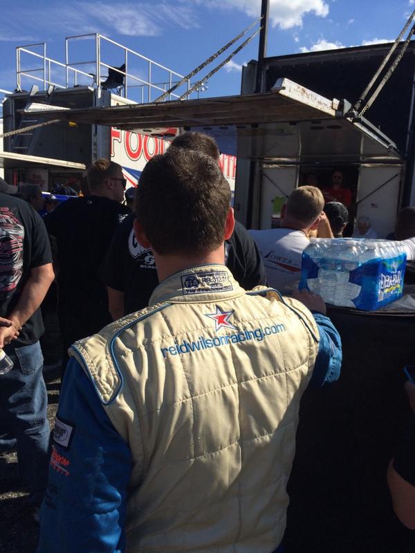 ReidWilson66's tweet photo. @ReidWilson66 representing the @Bojangles1977 car at the drivers meeting for the #bojangles250 @hickoryspeedway http://t.co/fmJUntgrqq