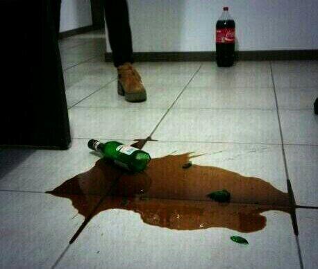 "@Santi_Vatt: Argentinian Horror Story " acaso sos vos <a href="/floralmonacid/">FA</a> ??? <a href="/eugenialoutayf/">Eugenia Loutayf</a>