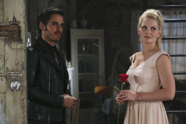 Weonceuponatime's tweet photo. Charming to Hook, this Sunday: 4x04
"Bring her home by 11 or you'll lose both your hands this time".
#CSwan's date. http://t.co/Licplg89YH