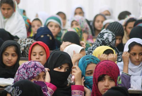 shakirazizi's tweet photo. 100 #girls &amp; 300 #boys graduated frm #Sherzai institute in #Kandahar frm #computer &amp; #English Classes #girl-education http://t.co/IaNKfjZKnv