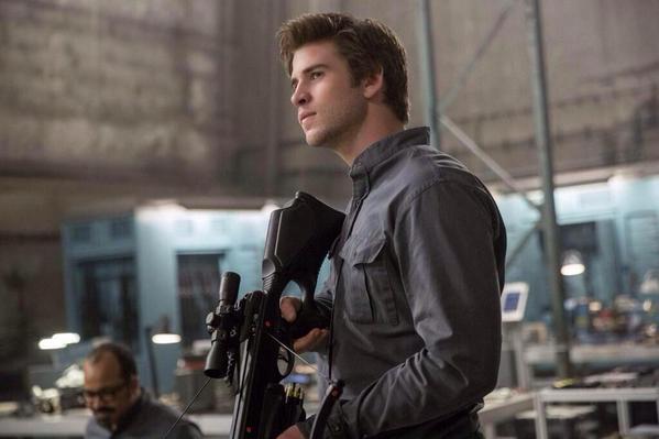 5Potterheads's tweet photo. Gale en Sinsajo. http://t.co/OiG9zTPgps