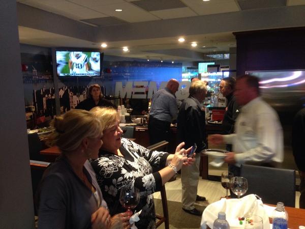 Innovative_IFBG's tweet photo. Another pass through...
Compass Insurance Group..@JarvisGreen97 #neworleansshrimphouse GREAT WIN FOR PATS!! http://t.co/2M1DF0LKd6