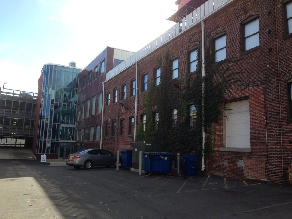 Innovative_IFBG's tweet photo. @JarvisGreen97 #necat #neworleansshrimphouse #Boston NECAT-great place for new dreams in the culinary world http://t.co/AYlUJWq3DB