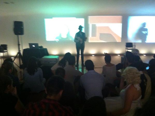 kae_new's tweet photo. Manu (aka Joseph Beuys) presenting the Art Session video! #EquipoMNCARS http://t.co/87O6EAGzrh
