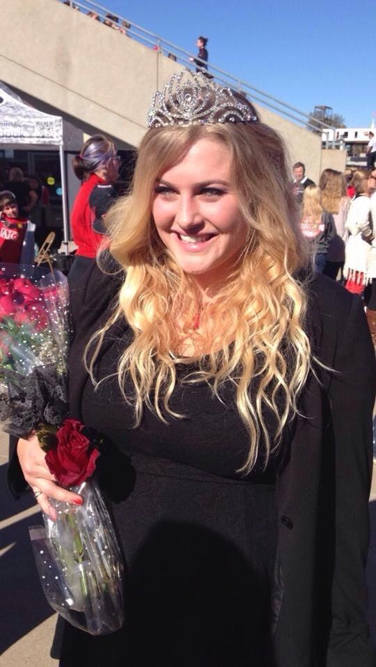 rayna_jo17's tweet photo. Absolutely no one deserves this more than you! @CaitStauffs #HomecomingQueen #MuleFootball #UCM http://t.co/UMlWTOPco4