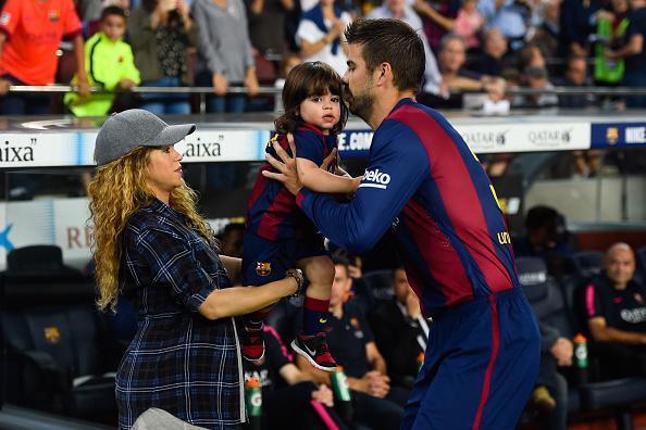 TheClubPark's tweet photo. Champions League ✓
Premier League ✓
La Liga ✓
Club World Cup ✓
World Cup ✓
Euro Cup ✓
Shakira ✓

Pique wins at life. http://t.co/PTfxW2bvtn
