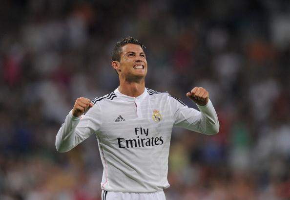 elchiringuitotv's tweet photo. ¡Cristiano BATE OTRO RÉCORD! ¿Cuál? LA RESPUESTA: http://t.co/2OTvor48m9 #ElChiringuitoDeNeox http://t.co/TAyc8SXCWl