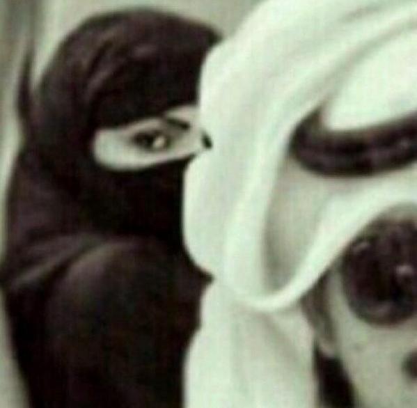 ♡

یومُ آزعلء أبیگ تحس فینيء مو تخلینيء،،)