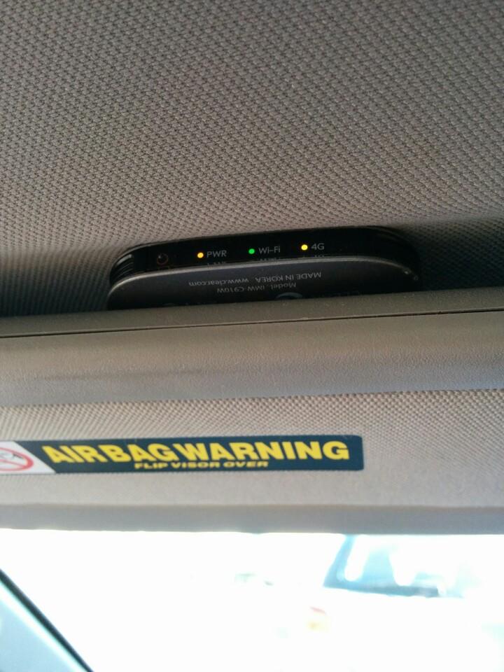Location-testing my 4G Hotspot (@ Twin Peaks Summit in San Francisco, CA) https://t.co/djbsDoQ1wg http://t.co/1AaPo38RE5