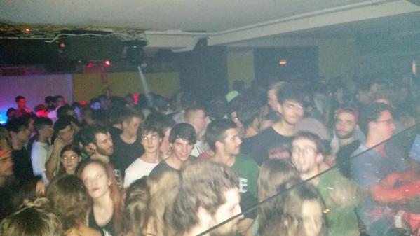 UnityClubVlc's tweet image. Otra noche épica la de ayer ^_^