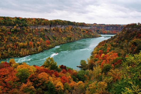 weathernetwork's tweet image. Beauty of a shot! RT @fallzmj: @weathernetwork breathtaking Niagara!