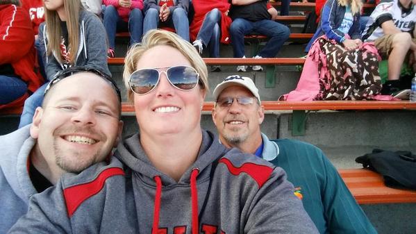 kcarp05's tweet photo. #GoEags http://t.co/rP6MRvzbvI