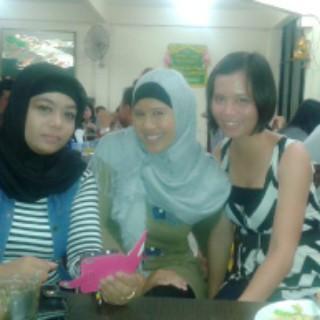 Disaat aku terluka klian senang n gmbira. Ingat ibu mrt kmu udh mbikin aq mnderita km akan dpt blsanny