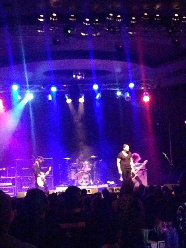 BtheJoynt's tweet photo. @adelitasway killing it in Lincoln! http://t.co/UKpOTEyWFR