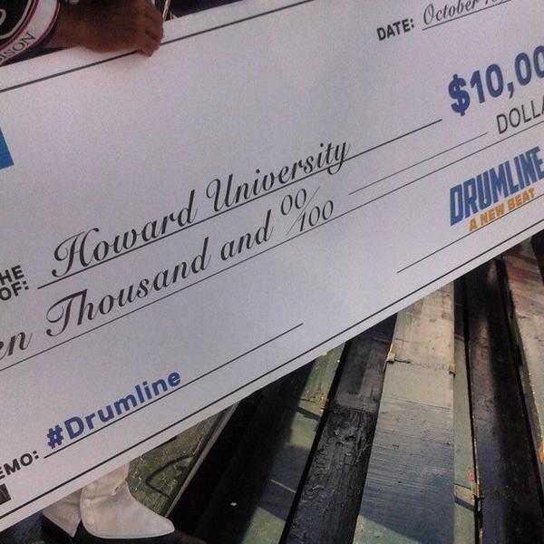 antii_s0cial's tweet photo. THANK YOU @VH1 😭✊ #ShowtimeBand @HowardU http://t.co/hhHGtcbvRW