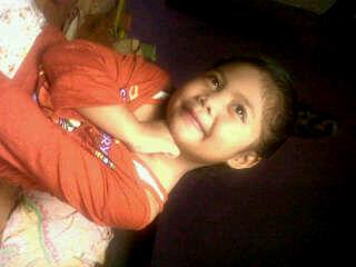 NandaAnnisafa's tweet photo. Wkwkwk,,,naima ku make up'in hehehe http://t.co/XVDAckN4Wz