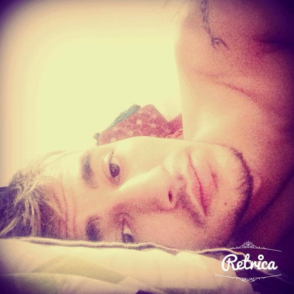 brakkdogan's tweet photo. Uzaklari seversen mesafeleri sikesin gelir. http://t.co/4IIWmzby5a