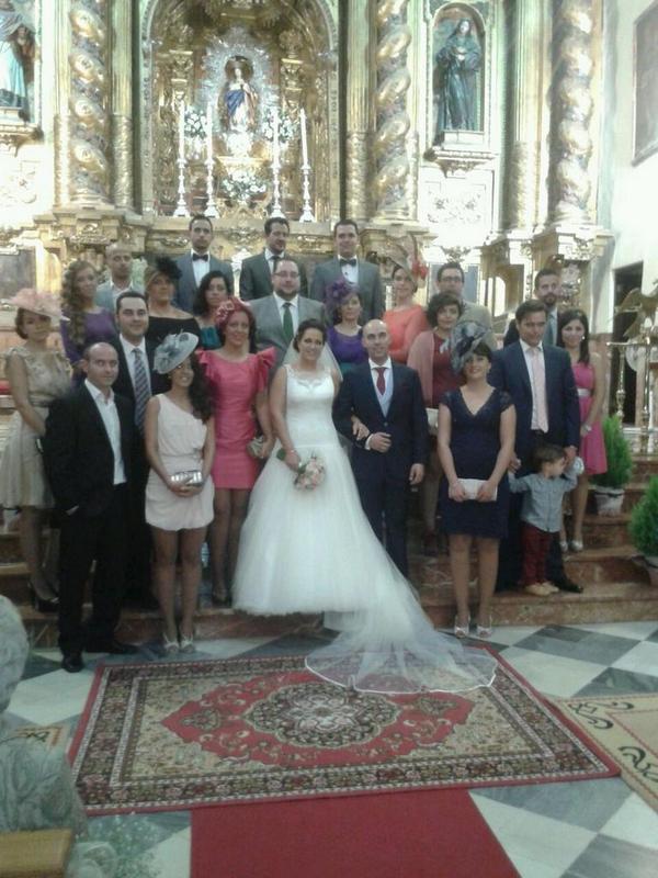 afrikalaraa's tweet photo. Boda inolvidable y feliz por vosotros!! #bodachemaypilar http://t.co/phMW373IT3