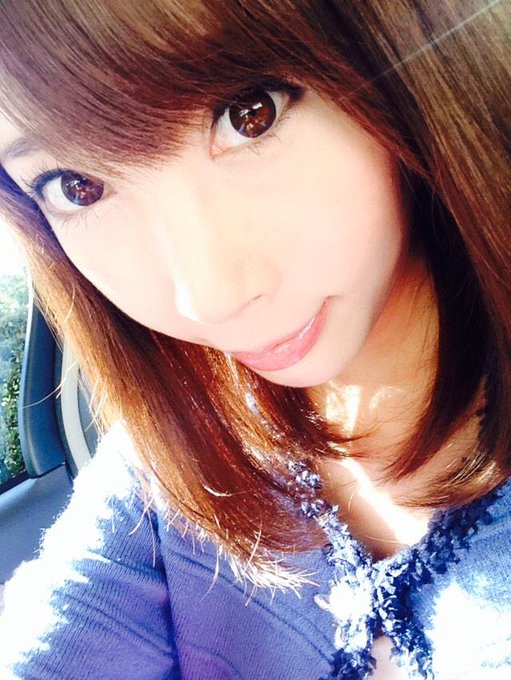 昨日も今日も大阪は天気がいいなぁ♡ http://t.co/SGW39VLnkG