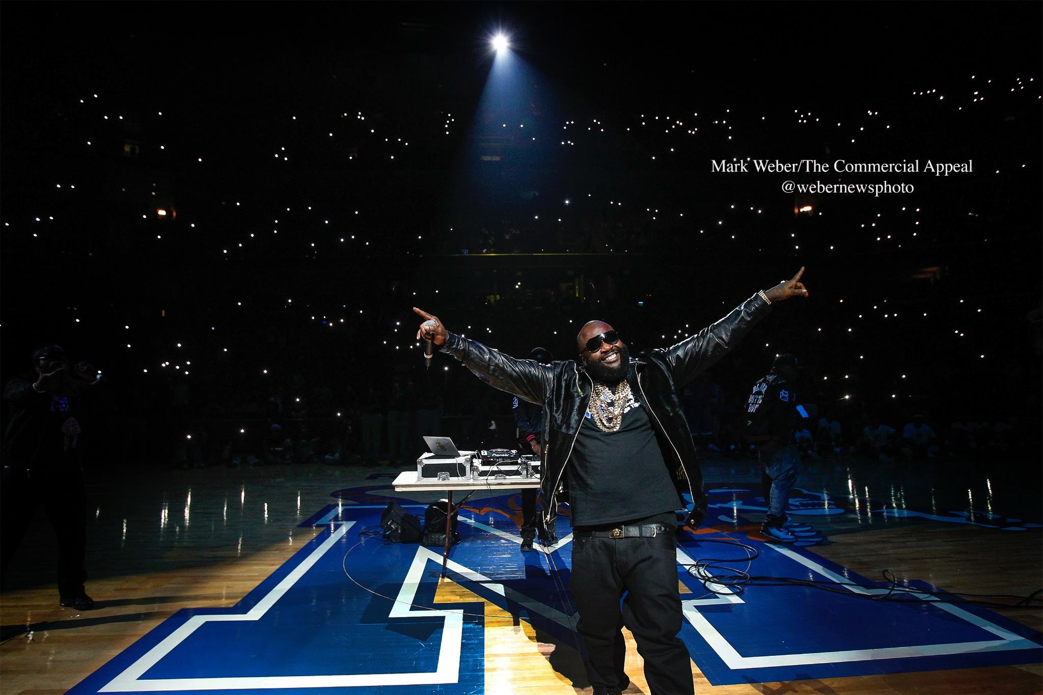 B0RUg7uCAAEPHmq.jpg:large