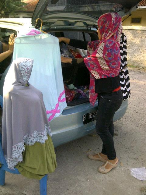 amelyut's tweet photo. Open offshop!! At Taman jajan Batan Indah,,yuukk yg diserpong dan sekitarnya ;) @SeputarTangsel http://t.co/mHAwXErryF