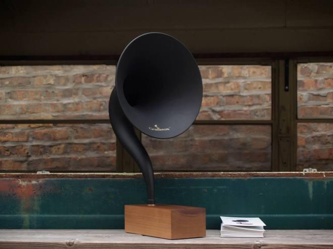 Embedded image permalink