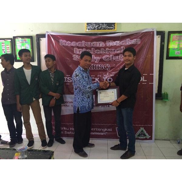 KRISC_FHUMI's tweet photo. http://t.co/zXdu5CMILQ