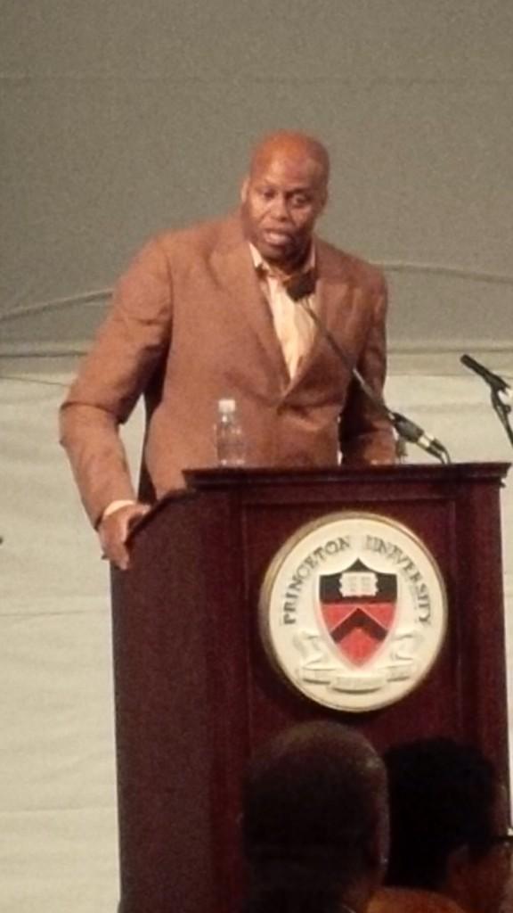 JeremyHopeWhite's tweet photo. Enjoying hilarious Craig Robinson'83. coach, player, author brother to Michelle Obama #ComingBack2014 #swimtest http://t.co/rp9vwTk3ry
