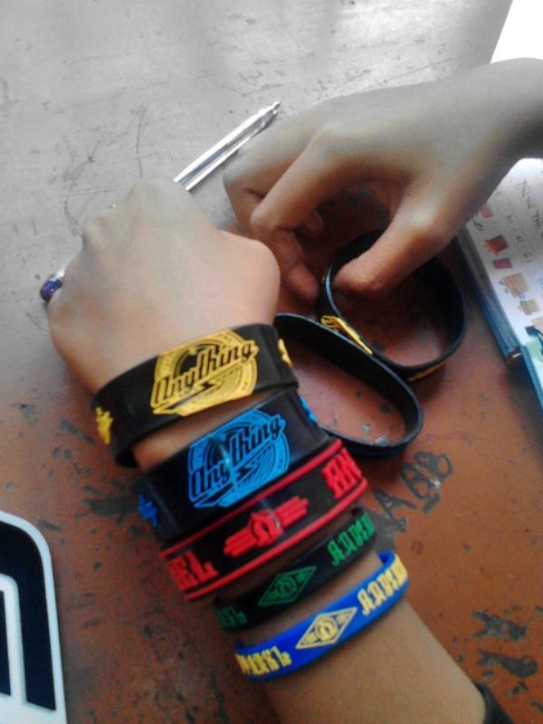 Jangan merasa gaul kalok belum beli gelang ini !! <a href="/25/">dusty dylan</a>.000