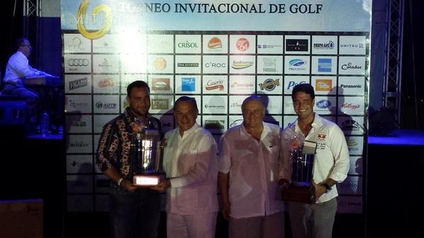 golfrd's tweet photo. @pfgarrido y @JohnPaul85 ganadores del mejor score bruto del @TorneoMitreRD  en @LaCanaGolfClub http://t.co/HZycIWFAyD