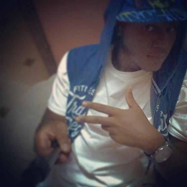 doble_21 (@dahomie91) on Twitter photo 