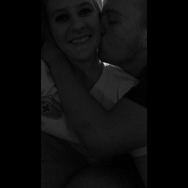 sarrrebearrr's tweet photo. ☺️💋 @YoungJuicyJake http://t.co/lLrwxdpjmb