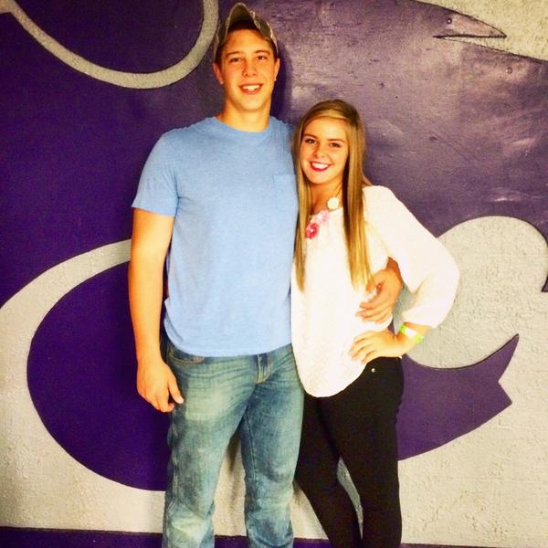 Sarah_Hastert's tweet photo. Love you @matthastert !! http://t.co/YSiatr5gP2