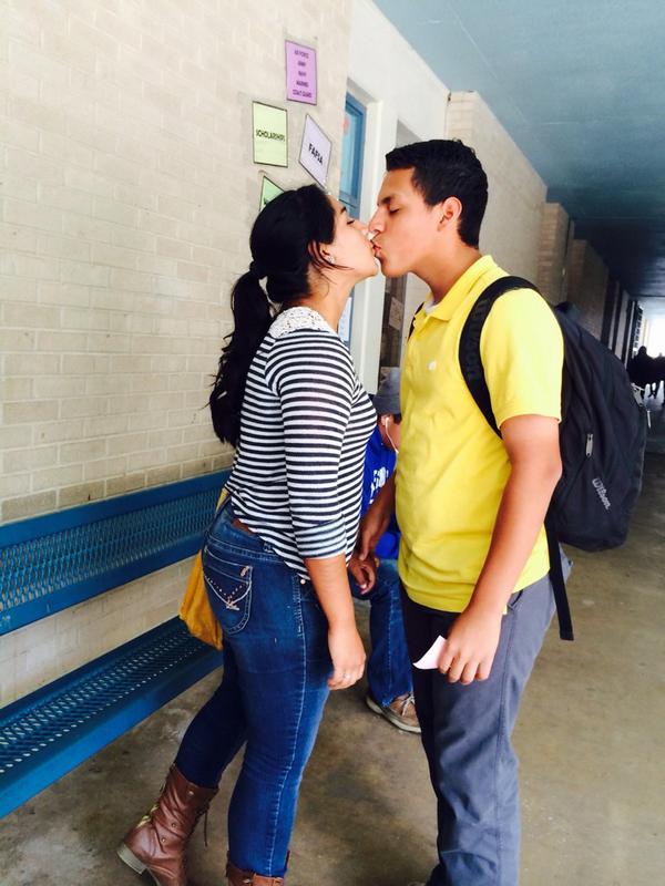 LuisValdezMD's tweet photo. I thank God everyday for bringing her into my life β€οΈβ€οΈβ€οΈ I love you Carla! #500daysandcounting http://t.co/yGG1XkAQgq