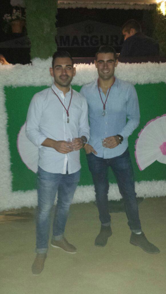 cotan_ruiz's tweet photo. Empezamos la #Romeria14 @franjesusgr http://t.co/NCh93GTLdx