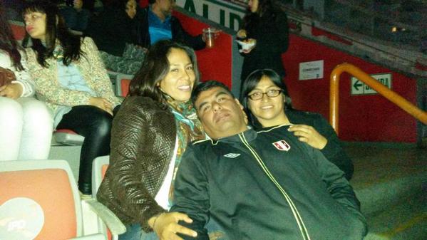 franyl's tweet image. 