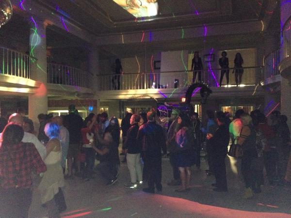 HSDFI's tweet image. Join us at #MountainValleySpringWater for #hsdff late night! The gogo dancers are waiting!