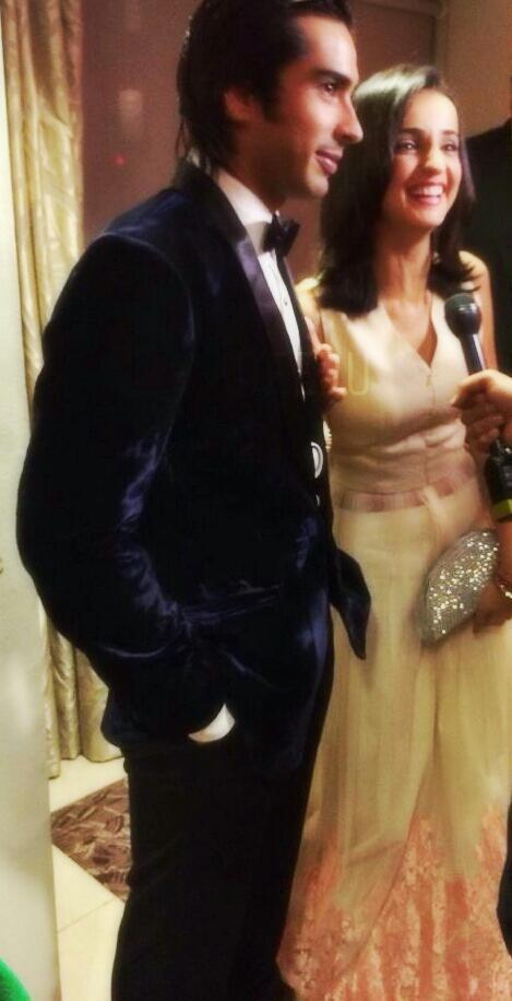 Embedded image permalink