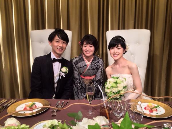 石榑亜紀子 きのう妹の結婚式でした 涙ポロポロで大変でした 年のせいですね たくさんご馳走を食べて飲んだので 10キロジョギングしたとこですー 今日も晴れていい天気 Http T Co Aerynsqp3c