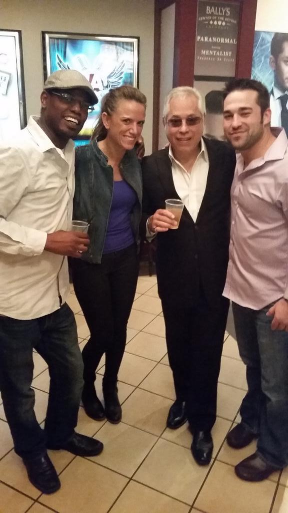 NPHcomedy's tweet image. With @daryl_wright and @frattofarrell after our show at LA Comedy Club! Standing room only tonight. SO FUN!