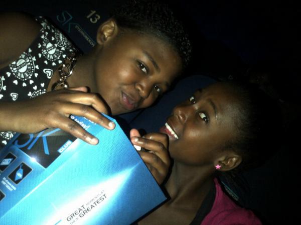 running_skirt's tweet photo. I admire these two ladies (ellen and nonkululeko) http://t.co/cvOXXWXNt9