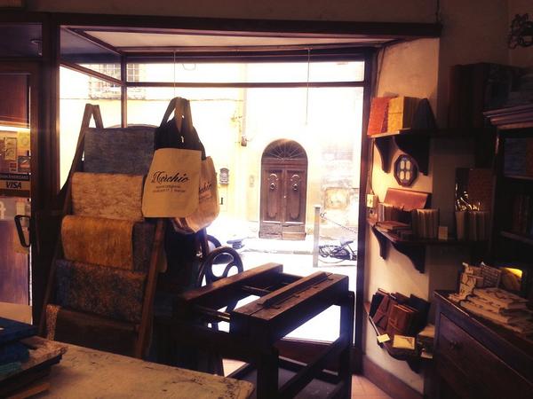 girlinflorence's tweet photo. An artwalk must for @arttrav - Il torchio book binding shop on via dei bardi. Lovely shop &amp; owner #lostinflorence http://t.co/A2nlUbxDQu