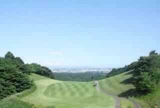 armortec826's tweet photo. 今日はゴルフをし��静岡まで行ってきました。久しぶりの休日を満喫してきましたー^o^ そして鈴木さんありがとうございました！ また美味しいお酒飲みましょー🍶 http://t.co/OfAowL7MxU