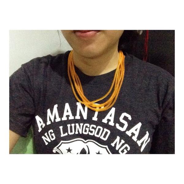 theresemagbanua's tweet image. So nice my necklace no? HAHAHAHA #cordprotector