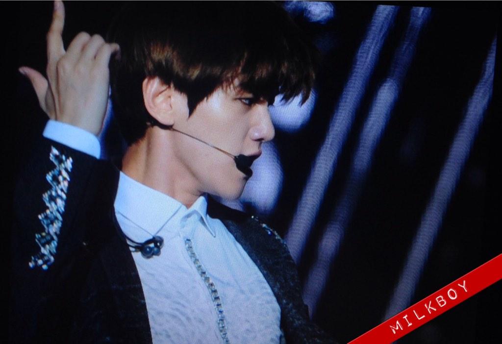 B0T7MD_CYAAH1ik.jpg:large