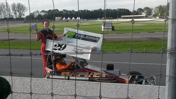StockcarH29's tweet photo. Baukje Greidanus H29 #f2 #junioren http://t.co/WzM7chGtkU